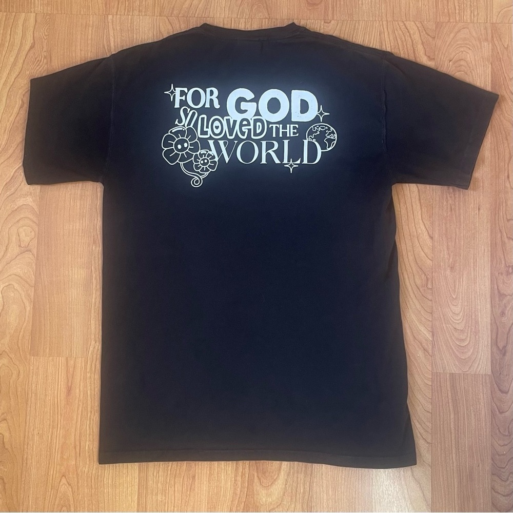 John 3:16 🕊️ God Loved Us So Much 
Black Basic Men’s Medium Tee 100% Cotton - Picture 3 of 5